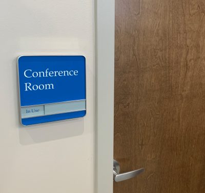 Slider Signs for Conference Rooms, Silver, Red & Green - NapNameplates